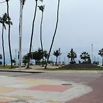 06 Flat Beira Mar Com Energia, Vaga, 3 Camas, Wi-Fi E Ar